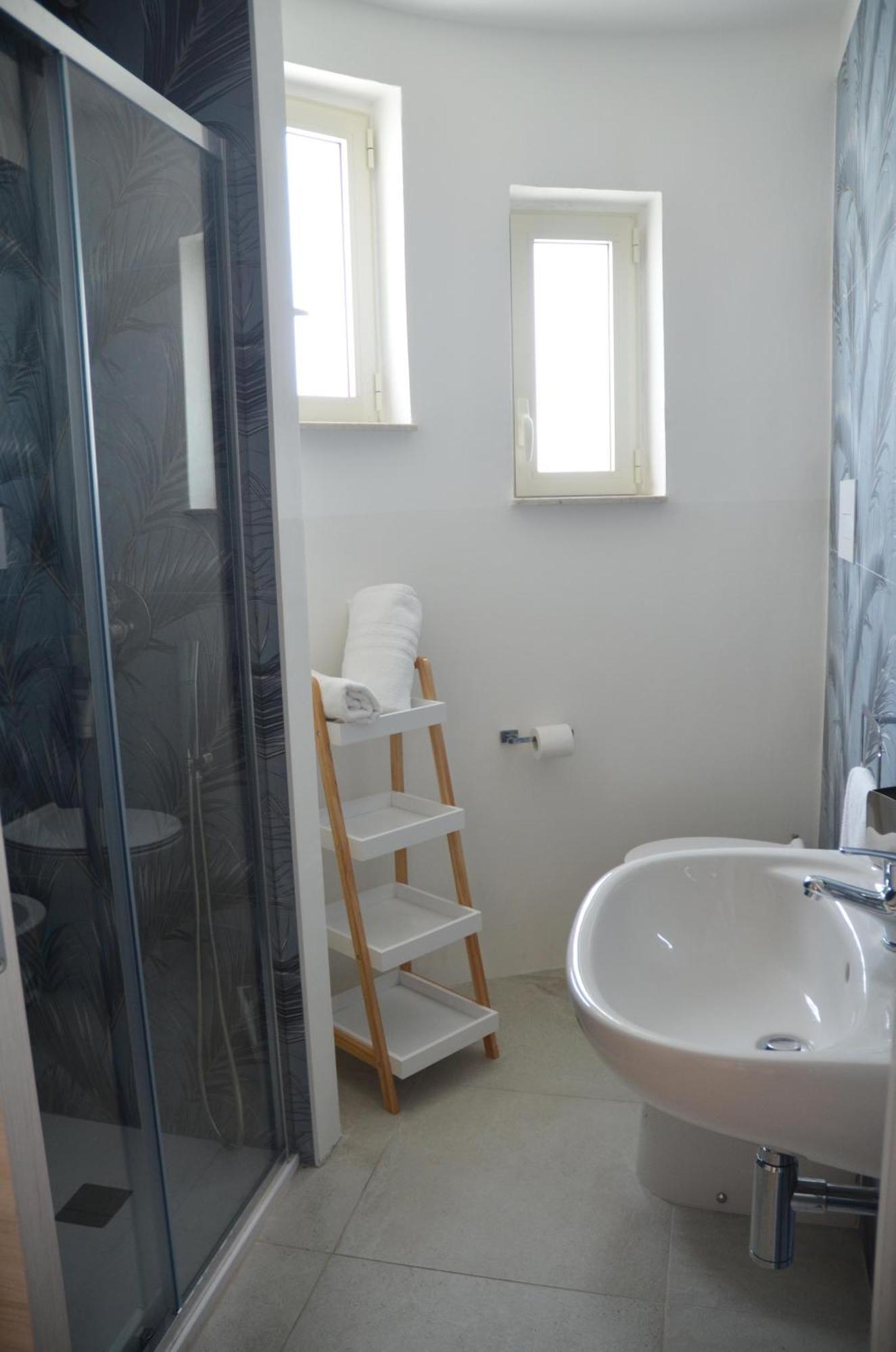 Appartamenti La Baia Del Rais Falcone Room photo