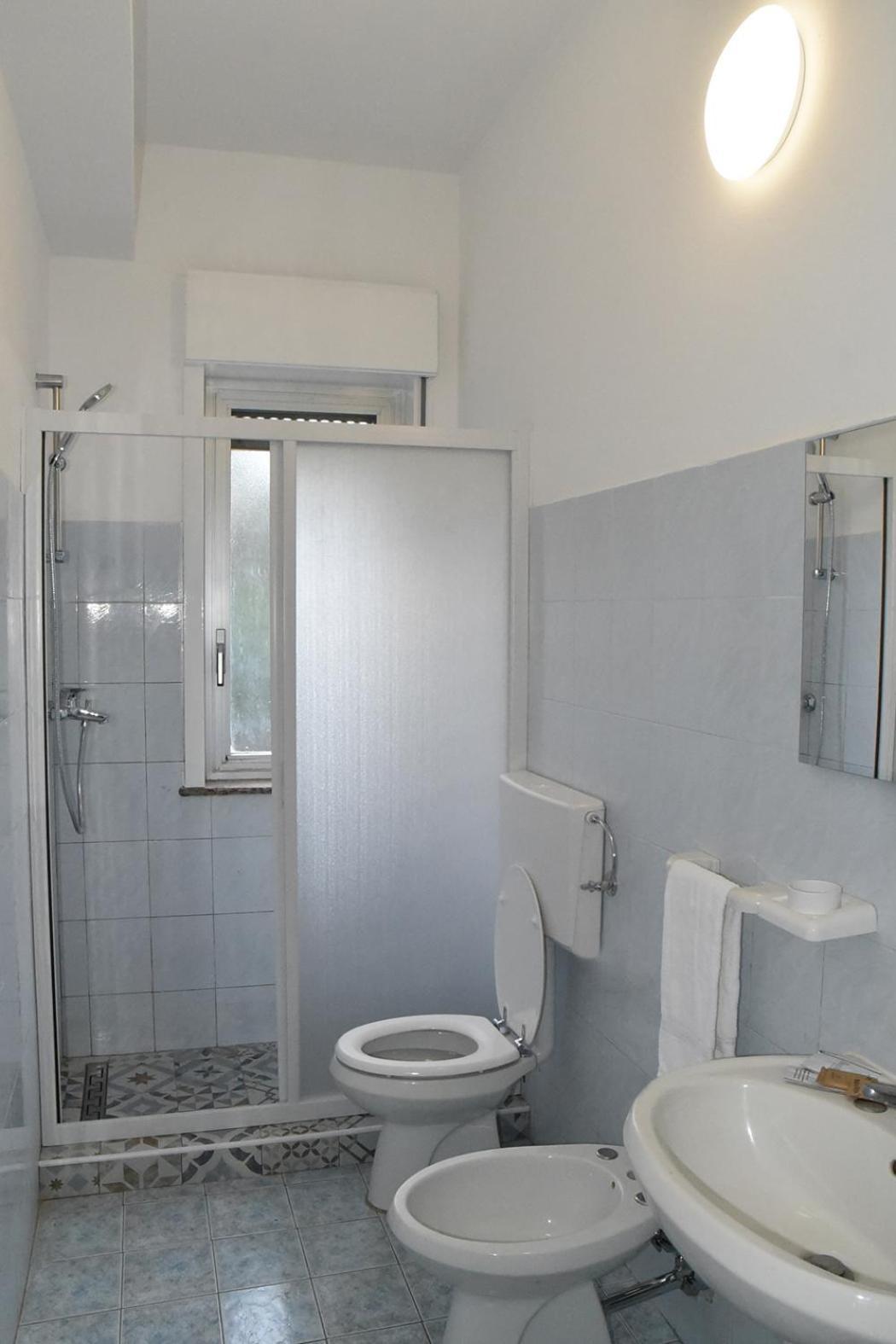 Appartamenti La Baia Del Rais Falcone Room photo